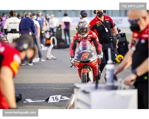 卡塔尔站车手酷热挑战，饮水系统故障引关注