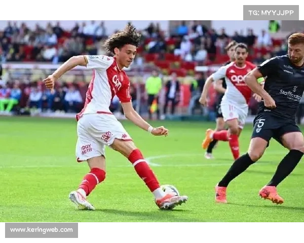 摩纳哥球员阿克利乌什庆祝阿尔及利亚胜利引关注